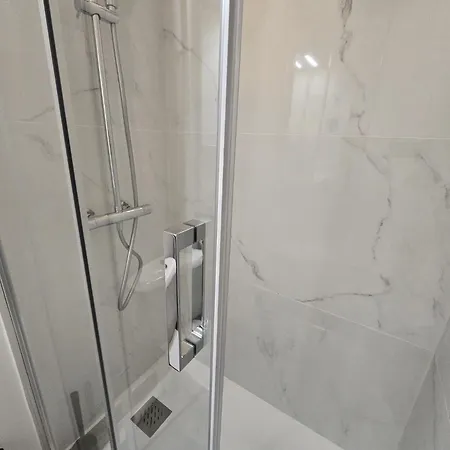 Gregbnb - 22m2 - Climatise -10min Gare - 1 Apartment